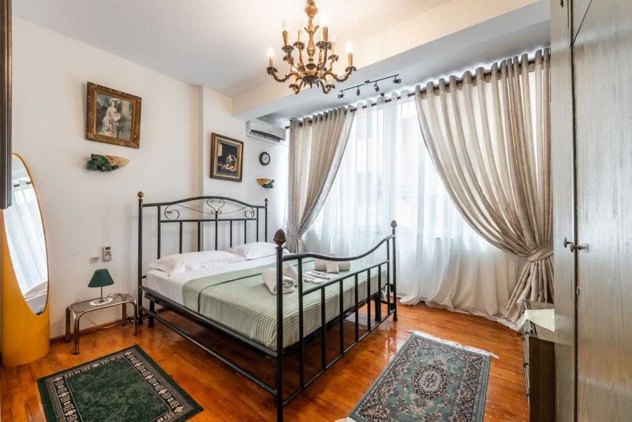 Vintage And Warm 2Br Apartament In Tirana Exterior photo